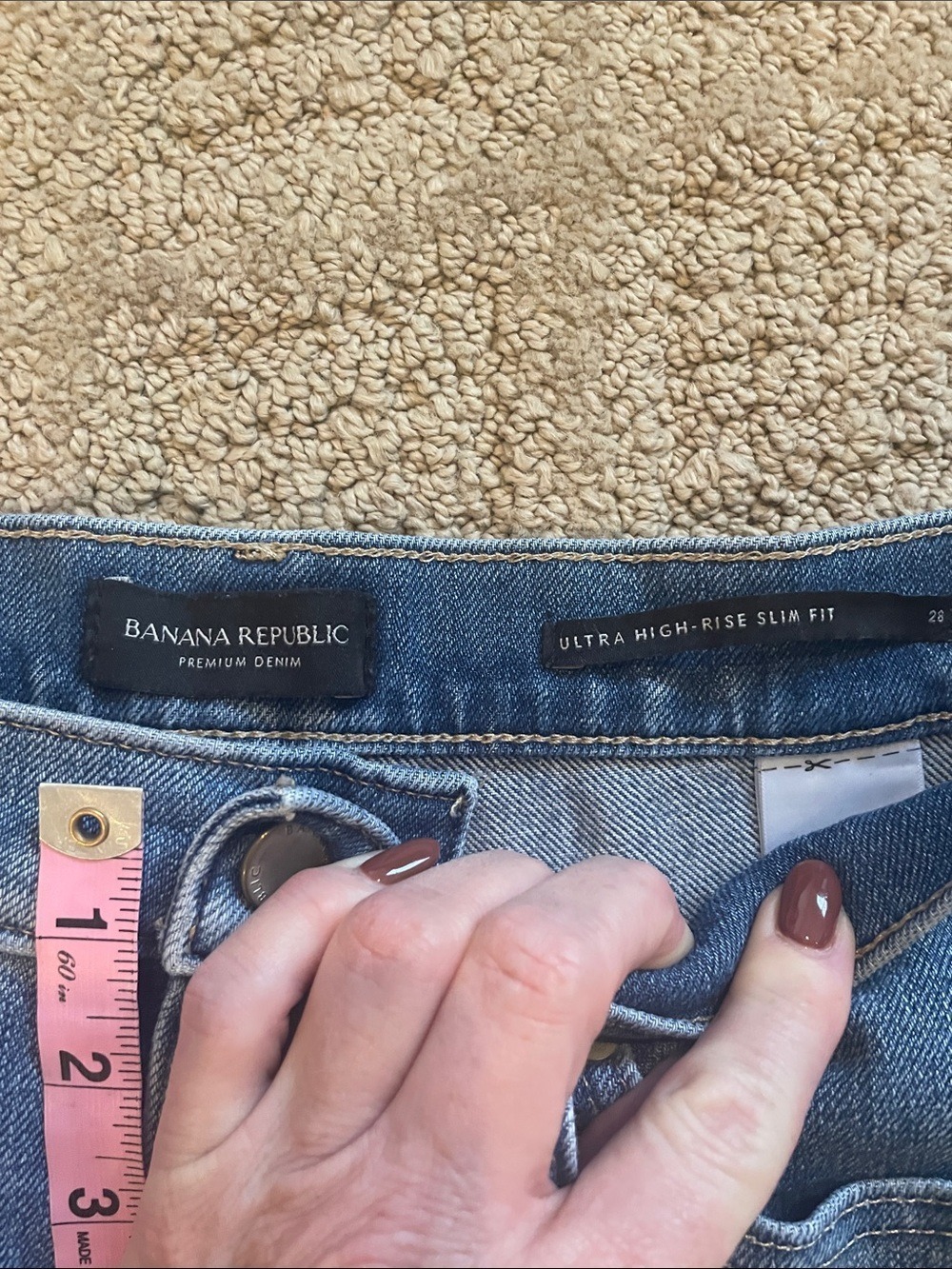 Banana Republic Women's Straight-Leg Jeans in Medium Blue - Picture 5 of 5